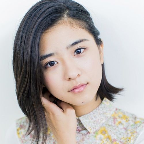 女優の黒島結菜