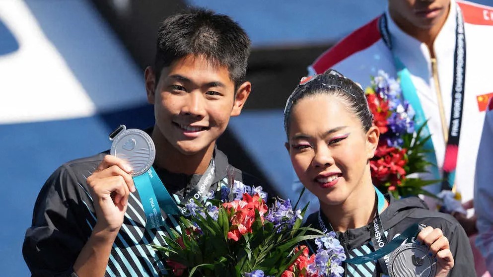 水泳選手（シンクロ）の佐藤陽太郎