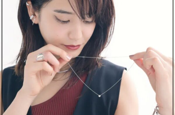 女優の山崎紘菜の20歳の誕生日に実家の母親から貰ったネックレス