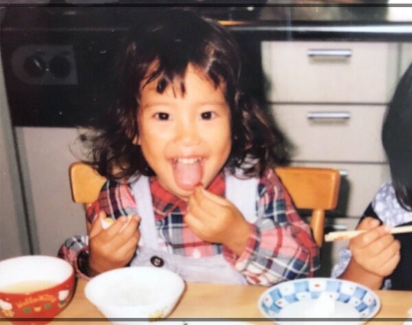 女優の山崎紘菜と実家の兄弟姉妹の顔画像