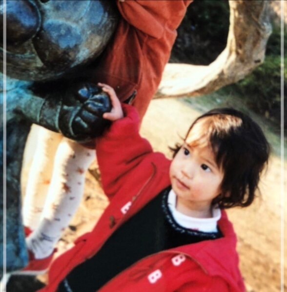 女優の山崎紘菜と実家の兄弟姉妹の顔画像