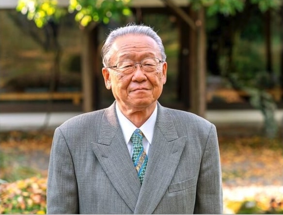 唐橋ユミの父親