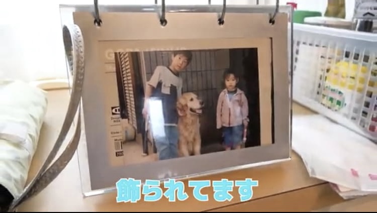 画像　中町兄弟2人の写真　飾られてます