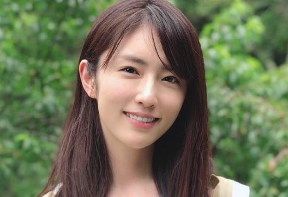 樋口日奈の一つ年上の姉で次女の樋口柚子