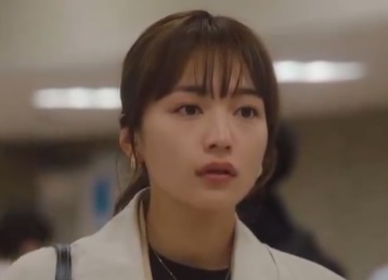 女優の川口春奈さん