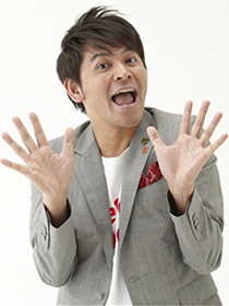岡田結実の父岡田圭右