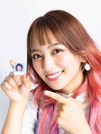 祖母の写真を持ち歩く岡田結実