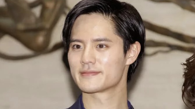 画像　岡本圭人