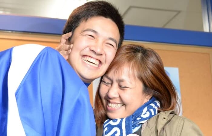 山崎康晃と母・ベリア