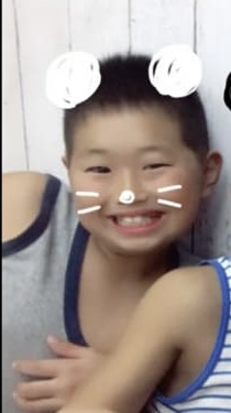 画像　箭内夢菜　上の弟