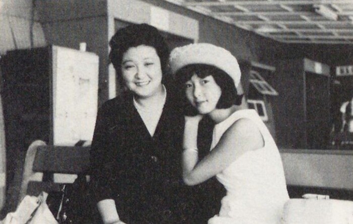 安藤サクラの母・安藤和津とその母