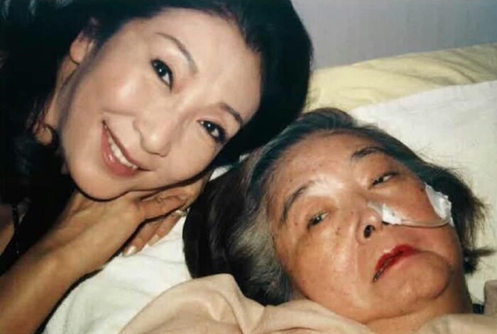 安藤サクラの母・安藤和津とその母