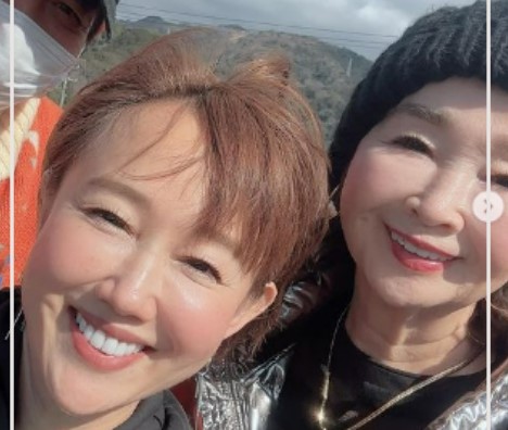 工藤夕貴さんと母