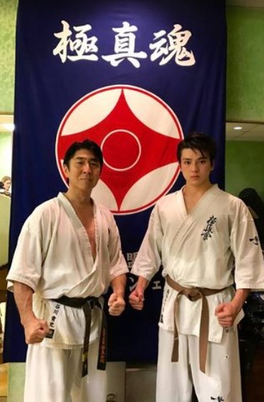 眞栄田郷敦の兄・新真剣佑