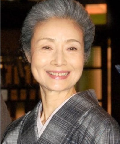 寺島しのぶの母親富司純子